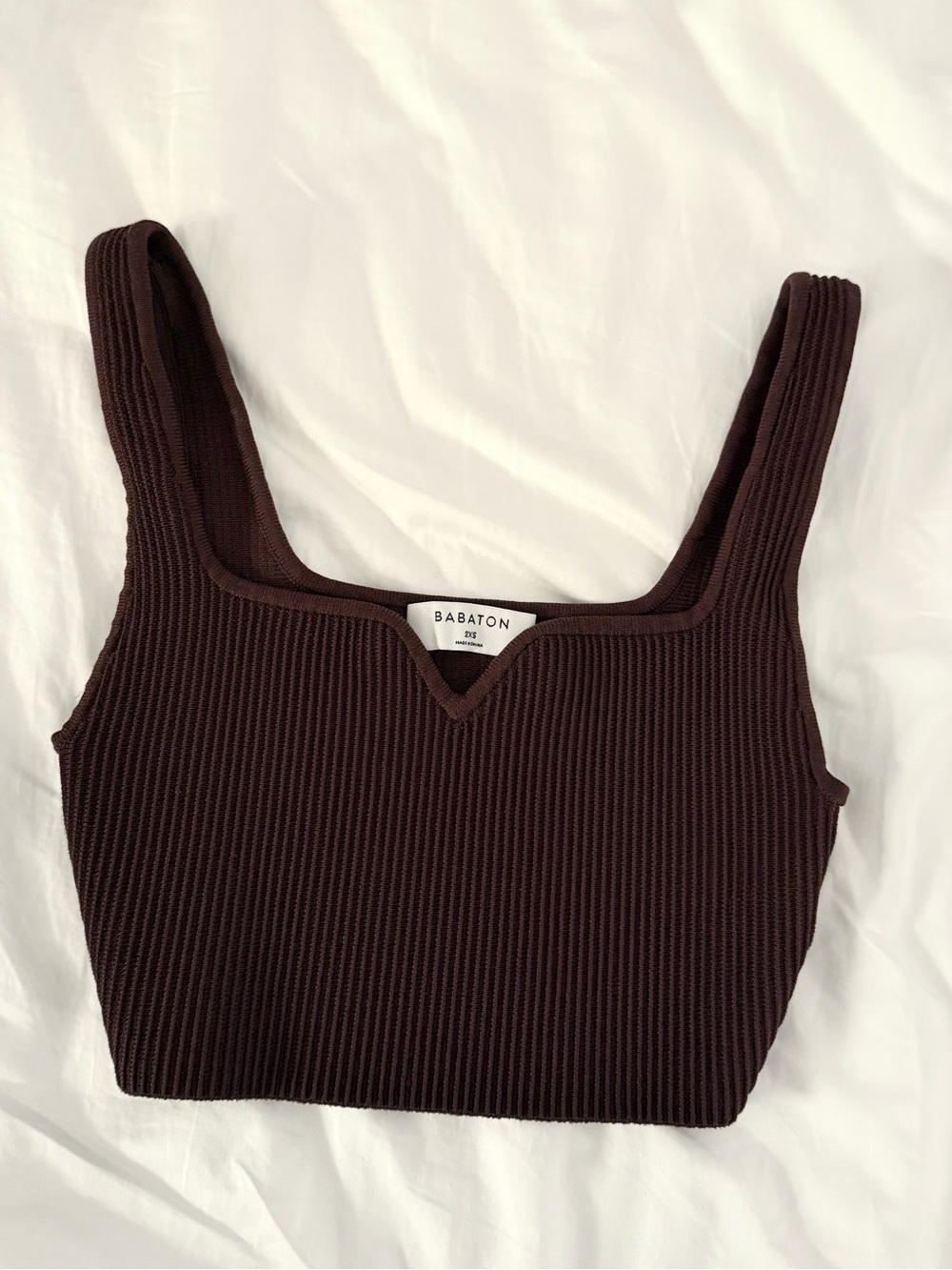 Aritzia Babaton Epicurean Brown Sculpt Knit Notch Tank